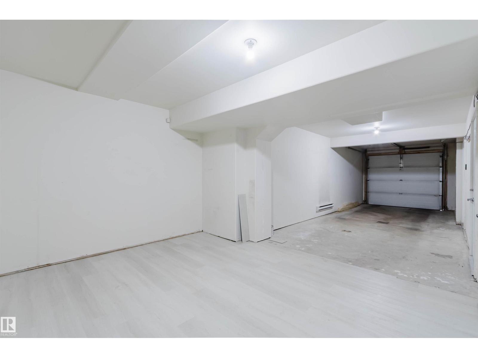 #2 13215 153 AV NW - Image 31