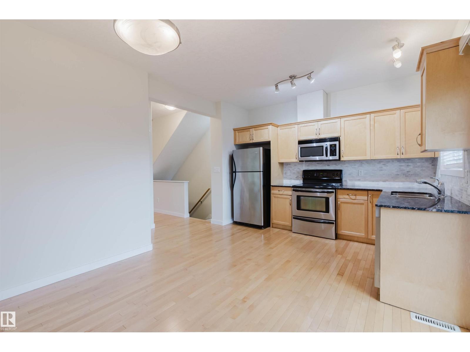 #2 13215 153 AV NW - Image 4