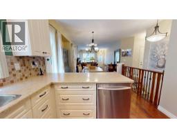 3pc Bathroom - 4, 7001 52 Street, Lacombe, AB T4L0H5 Photo 6