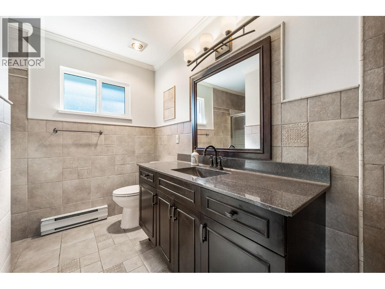 3 Bed, 3 Bath House for Sale in Coquitlam – 11 1135 LANSDOWNE DRIVE, Coquitlam – MLS# R3155952 - Image 25
