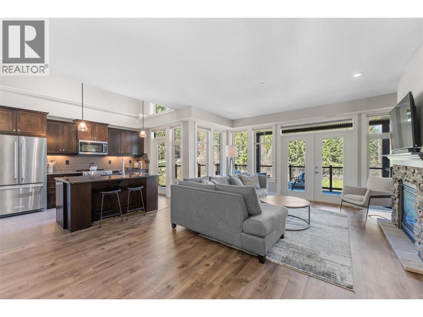 333 Longspoon Drive Unit# 2, Vernon