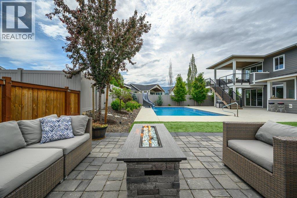 631 Mt Ida Crescent - 37