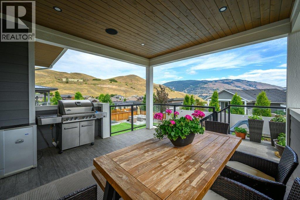 631 Mt Ida Crescent - Image 26