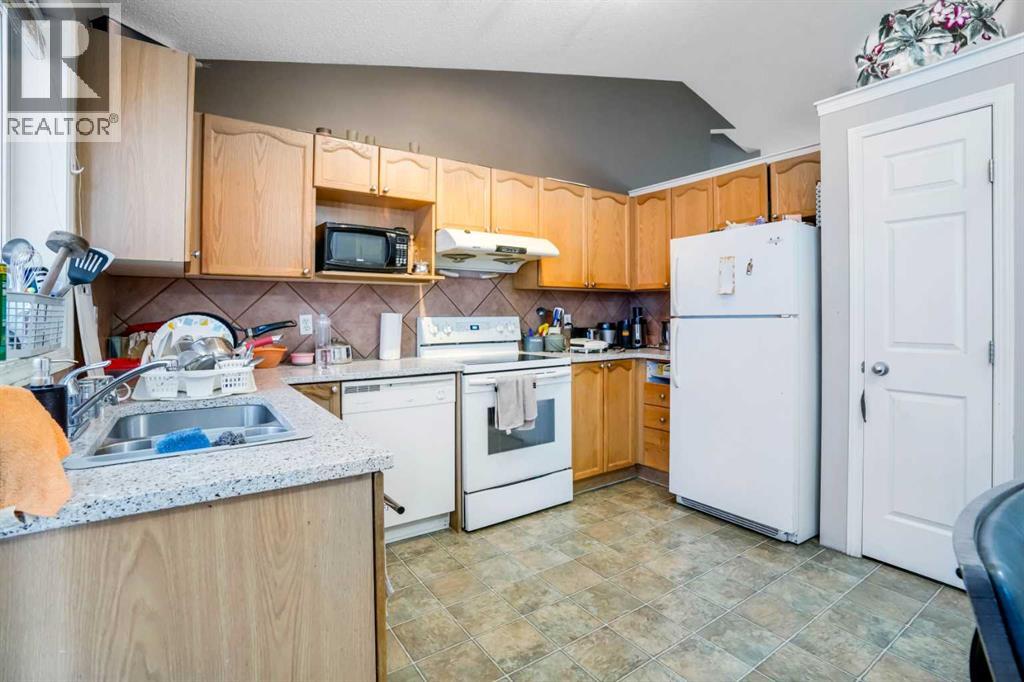 6216 Taralea Park Northeast - Photo 13