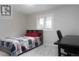 472 Hidden Creek Drive, Kitchener, ON N2N3M1 Photo 7