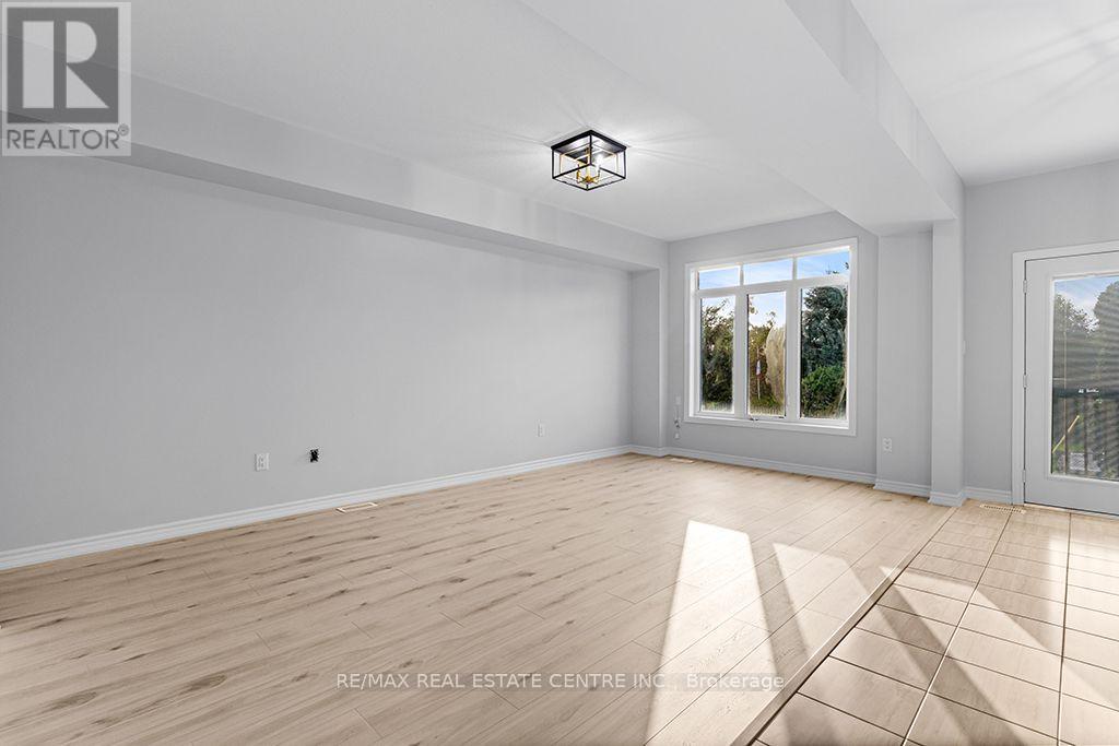 105 WERRY AVENUE - Image 12