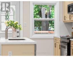 968 Eastern Avenue, Toronto, ON M4L1A6 Photo 10