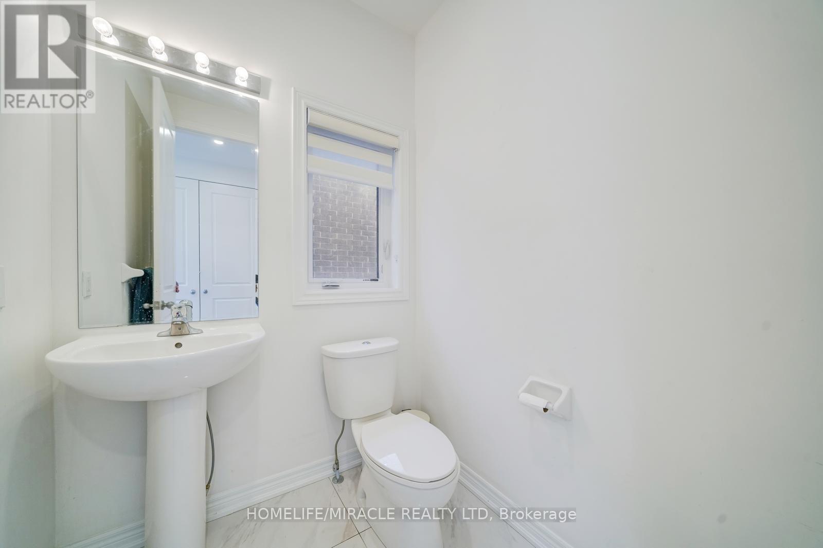 194 BOUNDARY BOULEVARD - Image 24