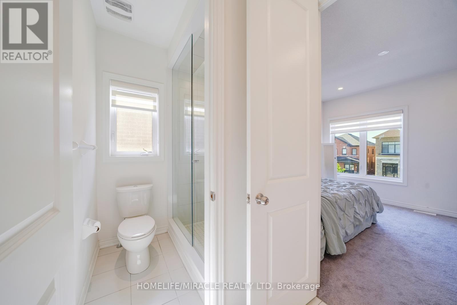 194 BOUNDARY BOULEVARD - 43