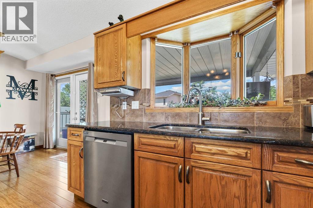 78 Rundle Road Southeast - Photo 14