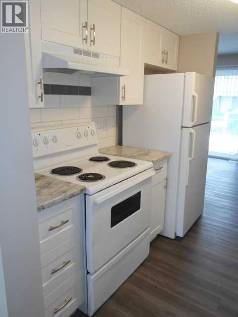 9501 72 Avenue - Photo 7