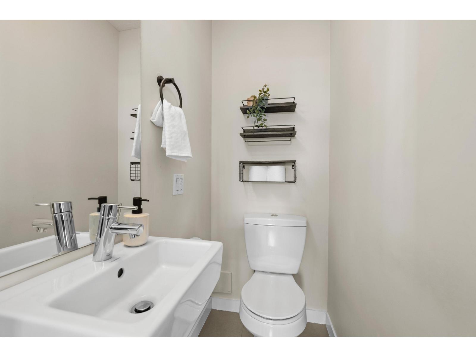 3 Bed, 3 Bath House for Sale in Langley – 1 7848 209 STREET, Langley – MLS# R3155872 - Image 18