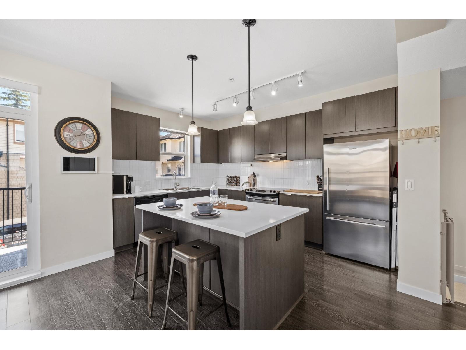 3 Bed, 3 Bath House for Sale in Langley – 1 7848 209 STREET, Langley – MLS# R3155872 - Image 11