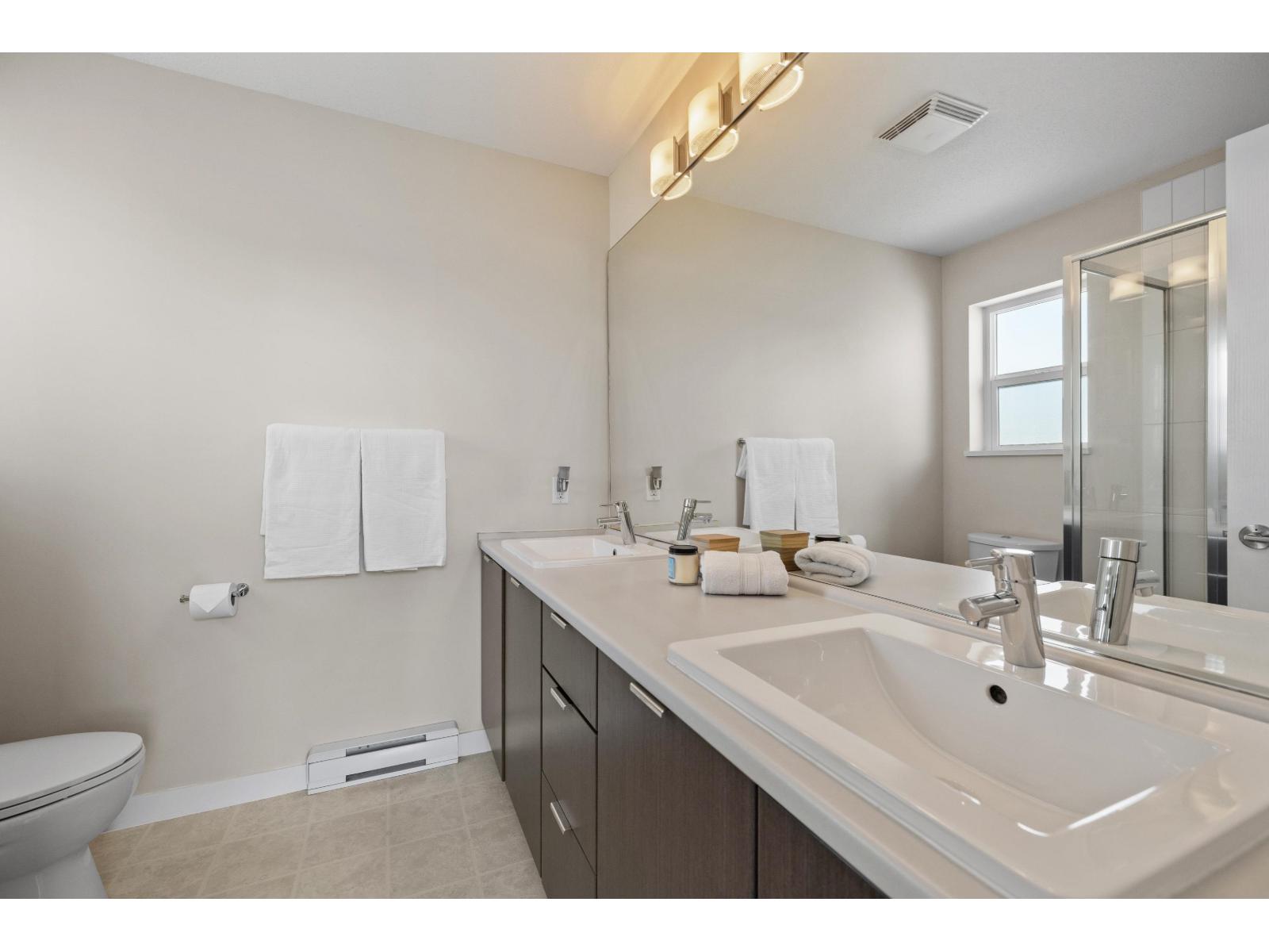 3 Bed, 3 Bath House for Sale in Langley – 1 7848 209 STREET, Langley – MLS# R3155872 - Image 22
