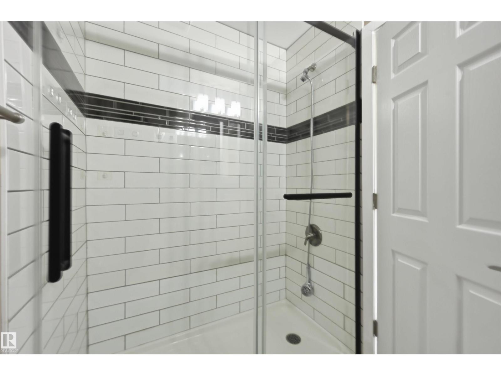 201 9725 82 Avenue NW - Photo 15