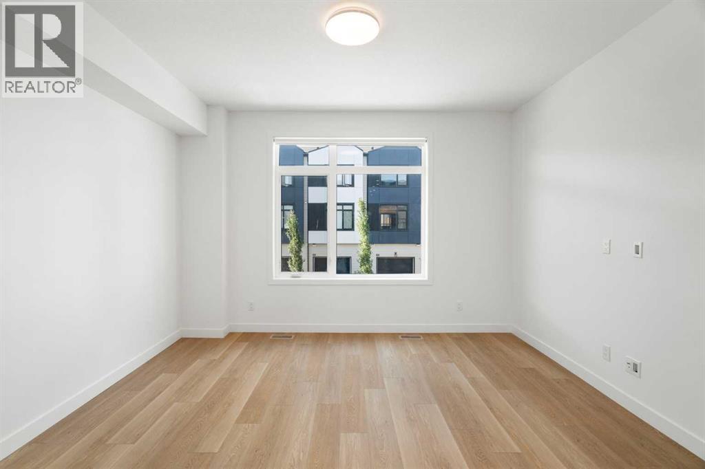 8528 21 Avenue SE - Image 15