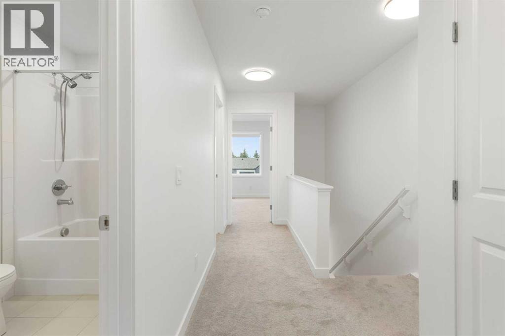 8528 21 Avenue SE - 24
