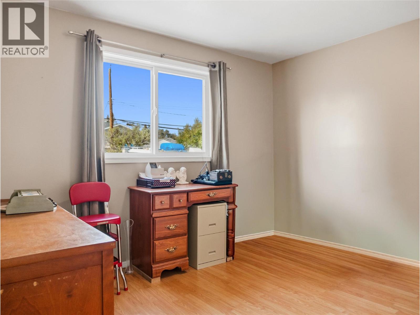 1324 95 Avenue - Image 25