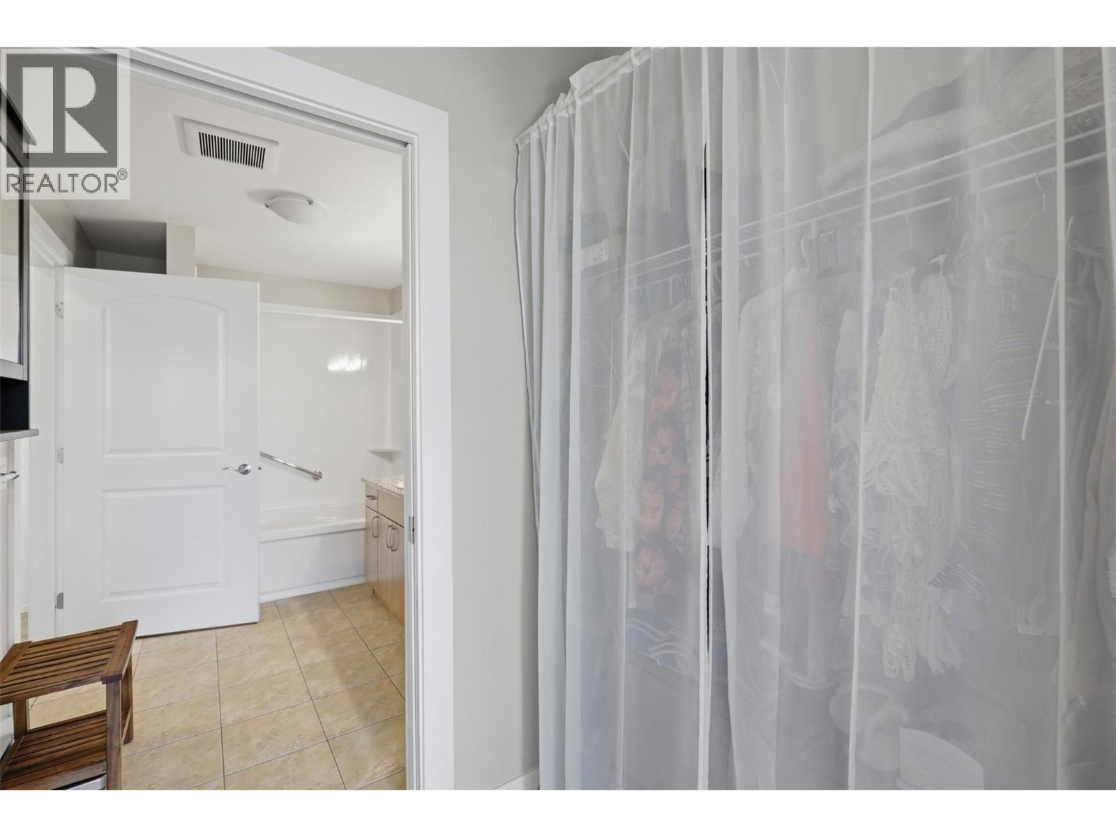 #300 760 MAYFAIR Street - Image 22