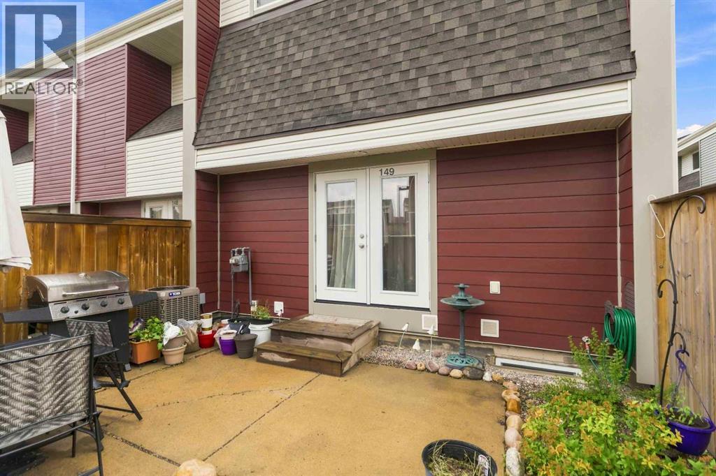 400 Silin Forest Road, Fort McMurray