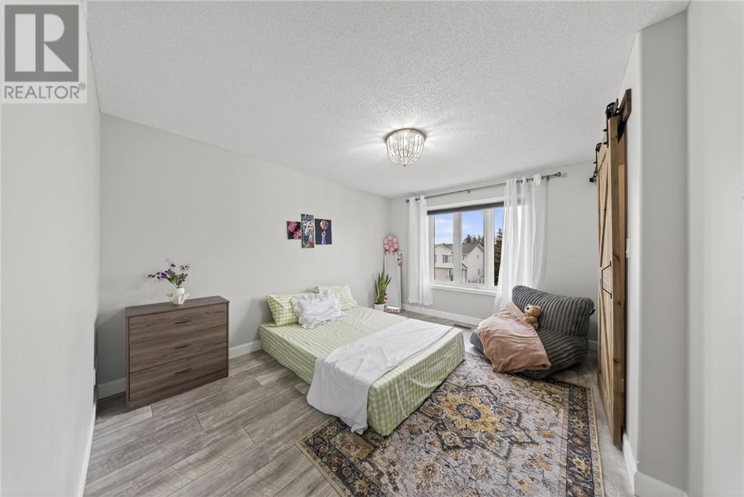 180 Eaglestone Court - Image 23