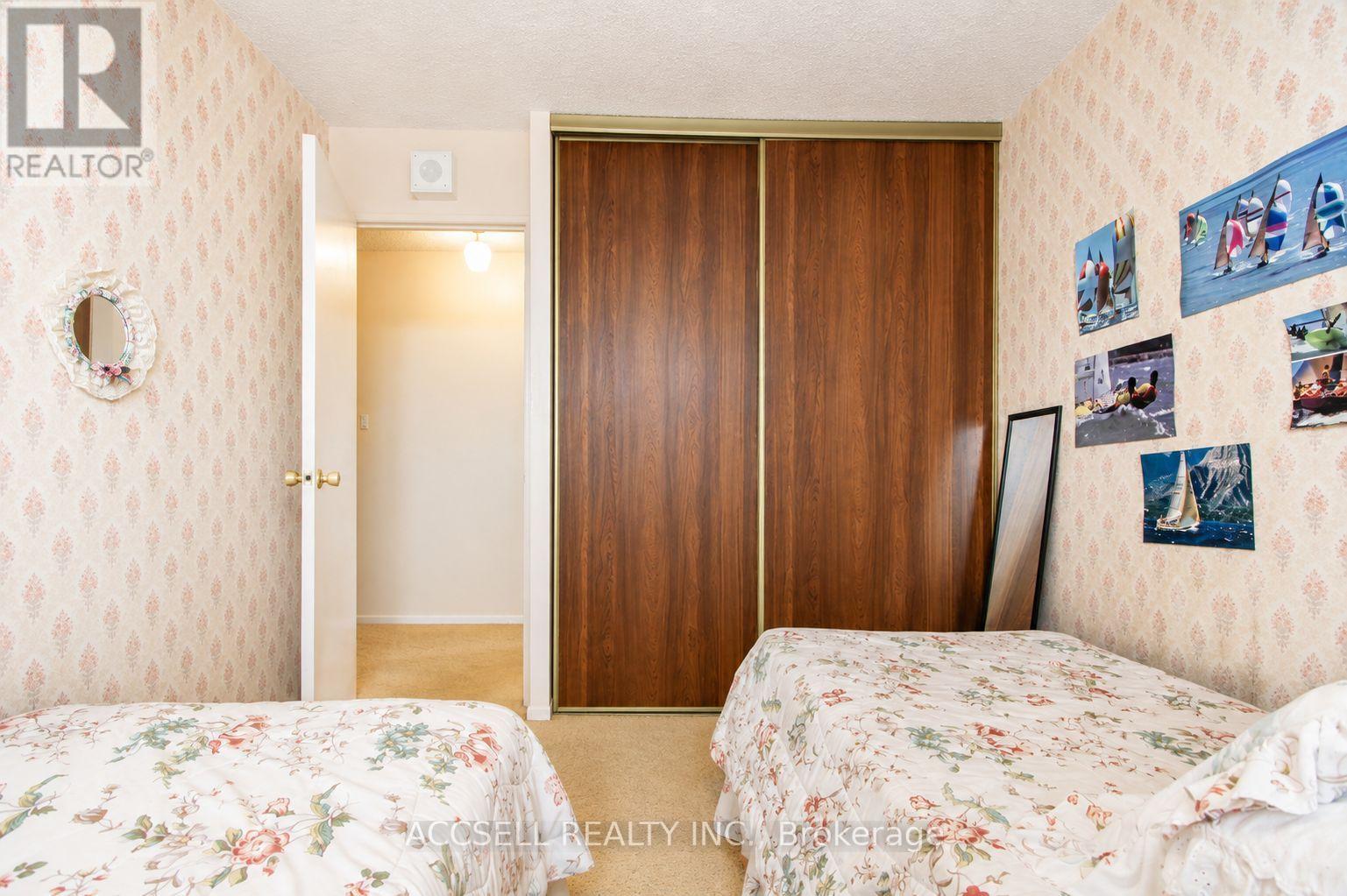 #1402 45 SILVER SPRINGS BOULEVARD - 11