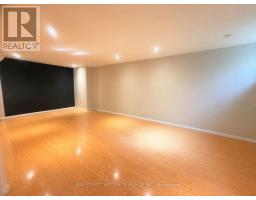 29 - 1580 Lancaster Drive, Oakville, ON L6H2Z5 Photo 11