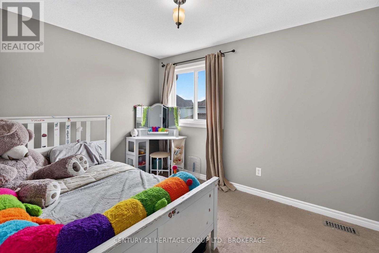 855 LOTUS AVENUE - Image 22