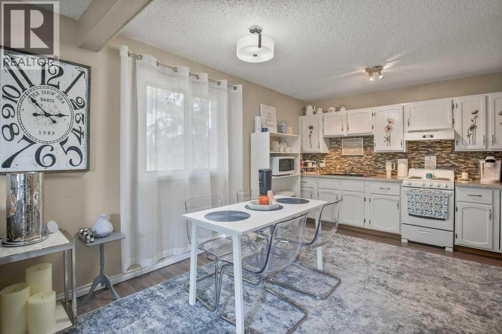 4639 48 Street - Photo 32