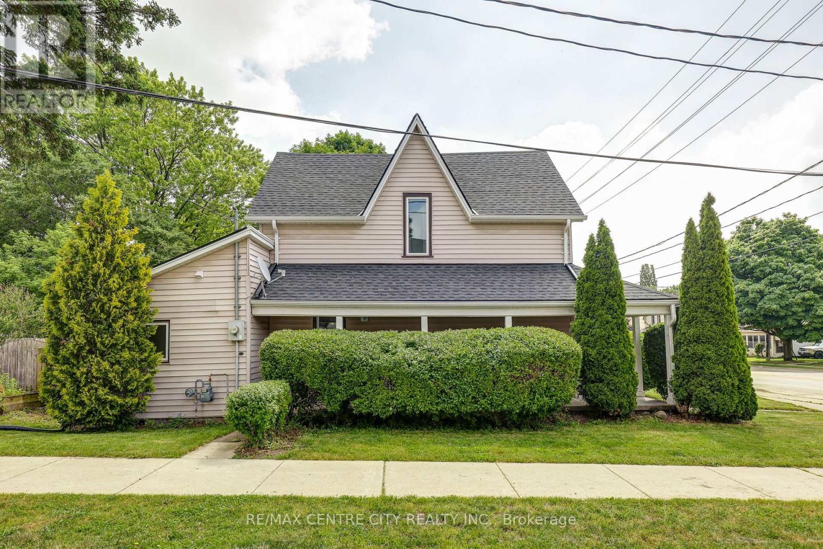 169 WELLINGTON STREET - Image 6