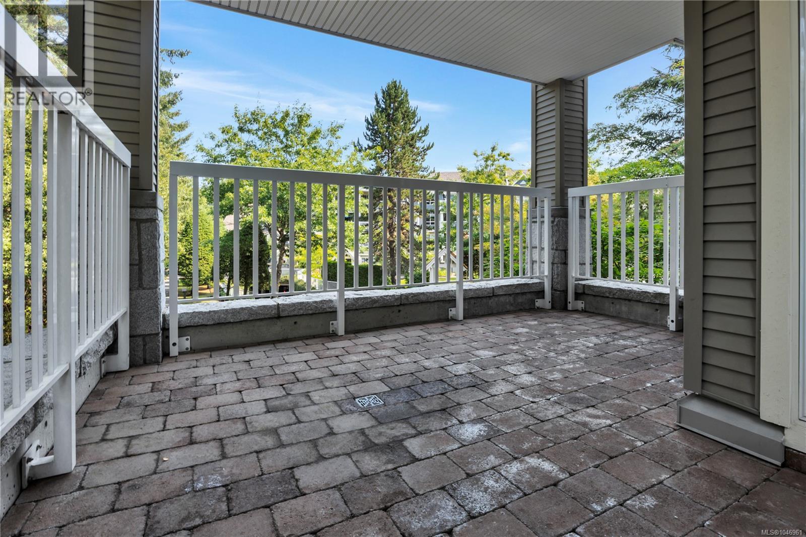 #108 5660 Edgewater Lane - Image 12