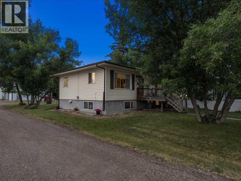 110 RAILWAY Avenue - 27