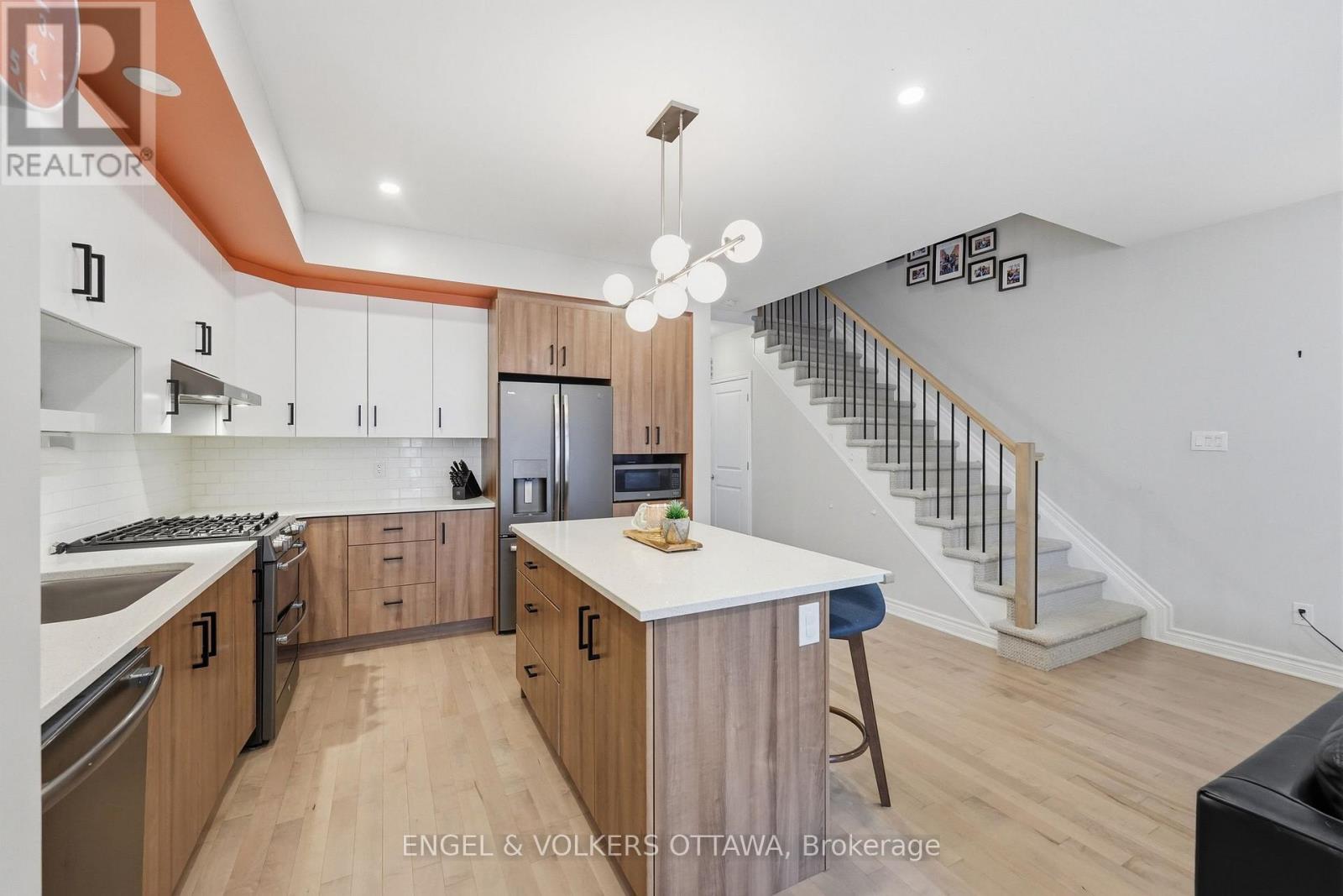 3 Bed, 3 Bath House for Sale in Carleton Place – 282 MUNRO STREET, Carleton Place – MLS# X13678050 - Image 13