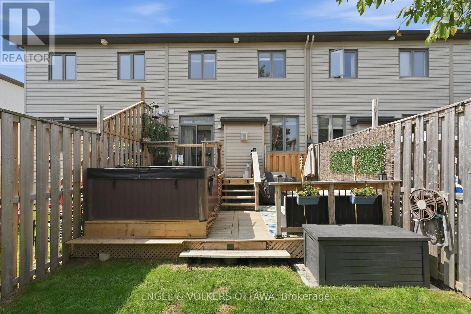 3 Bed, 3 Bath House for Sale in Carleton Place – 282 MUNRO STREET, Carleton Place – MLS# X13678050 - Image 46