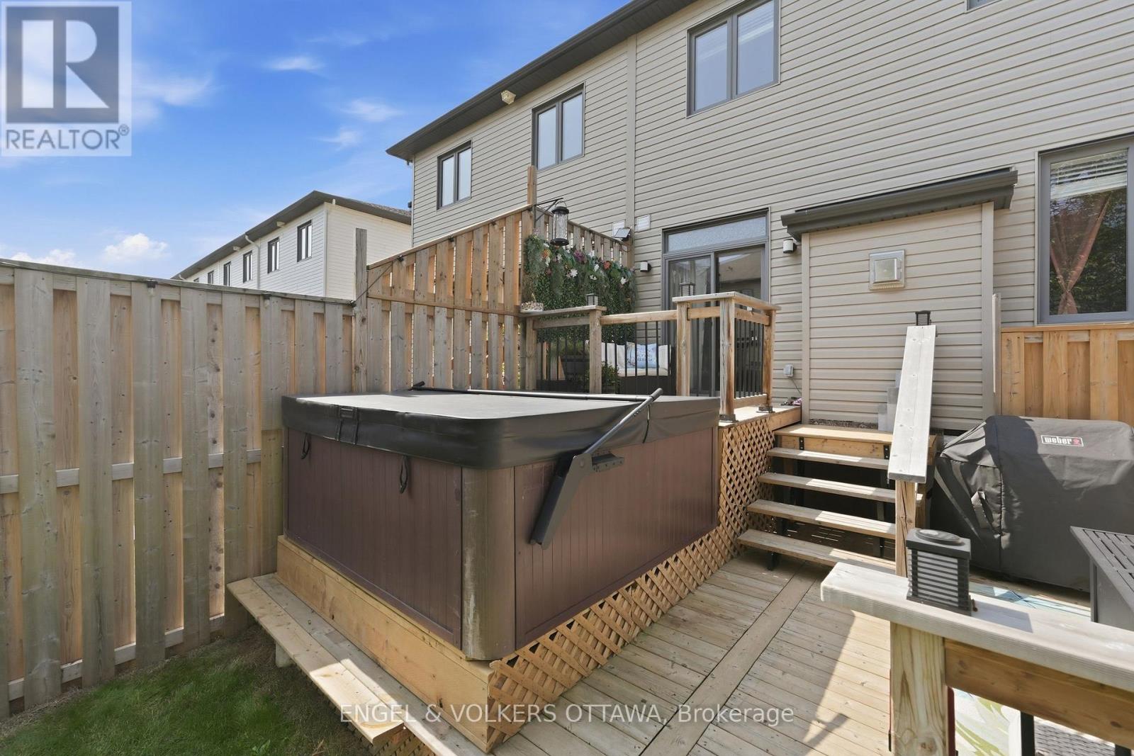 3 Bed, 3 Bath House for Sale in Carleton Place – 282 MUNRO STREET, Carleton Place – MLS# X13678050 - Image 50
