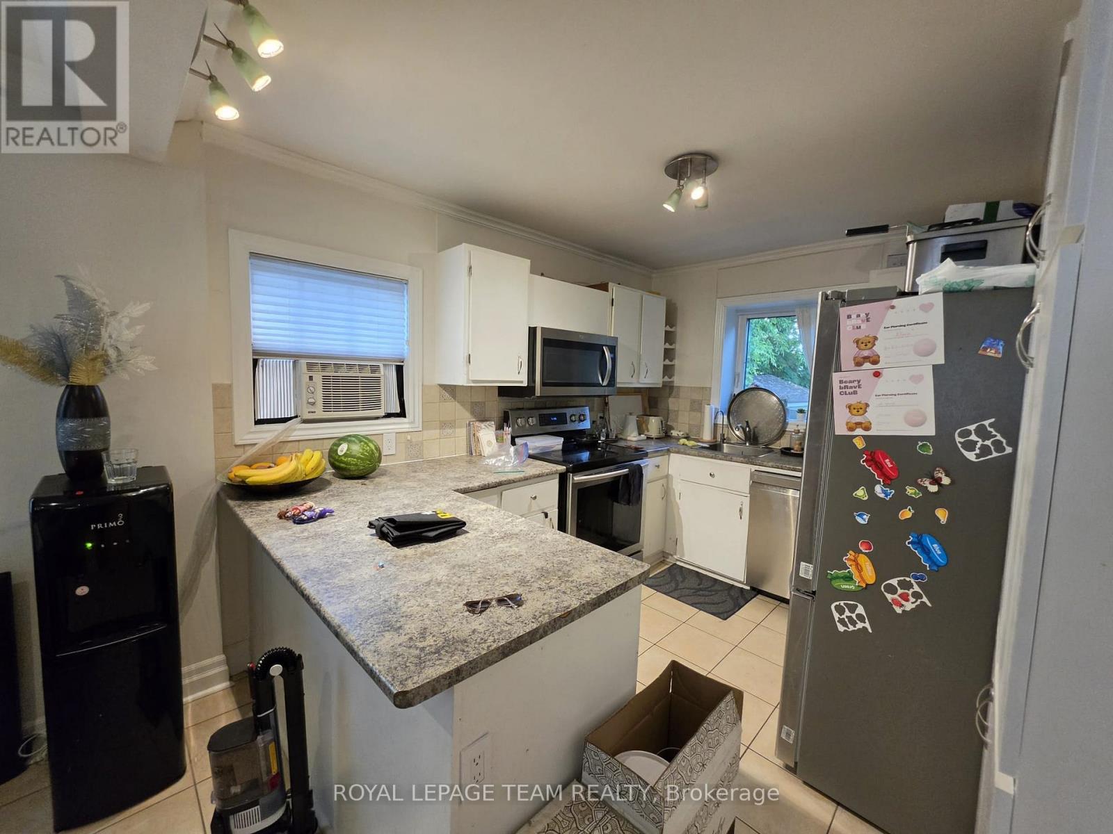 1247 SUMMERVILLE AVENUE - 8