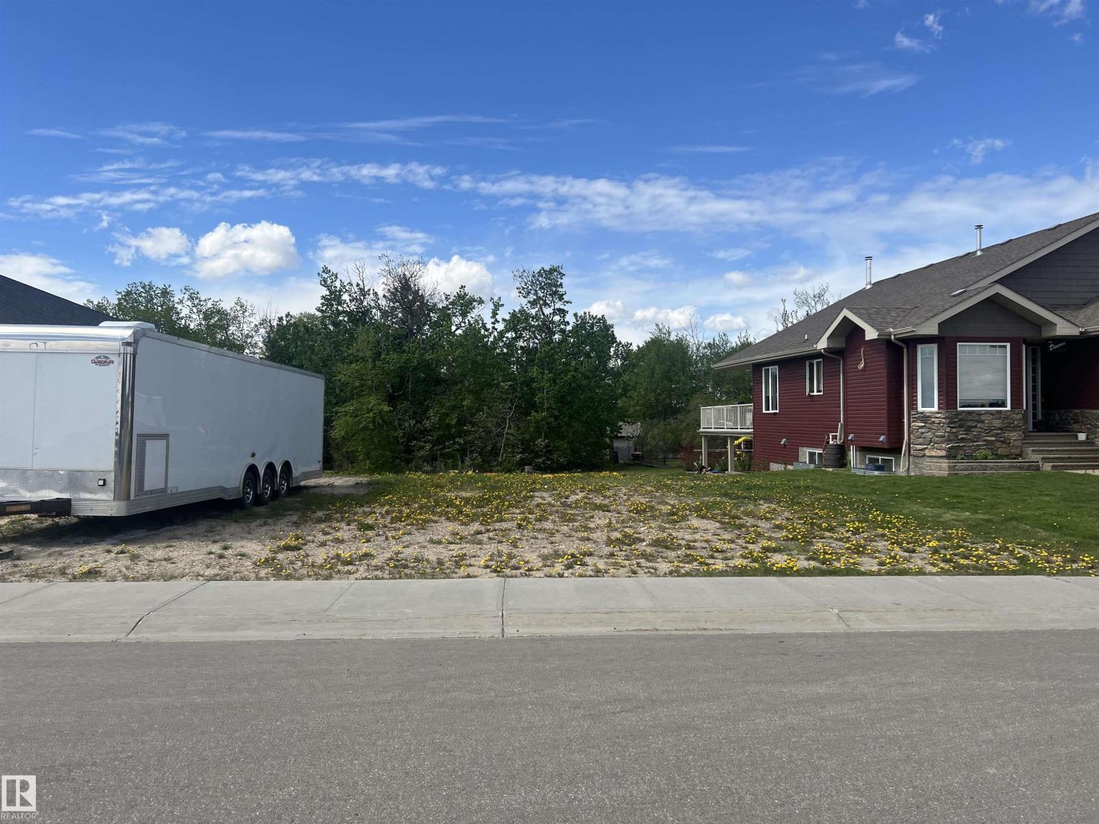 15 Whitetail Point