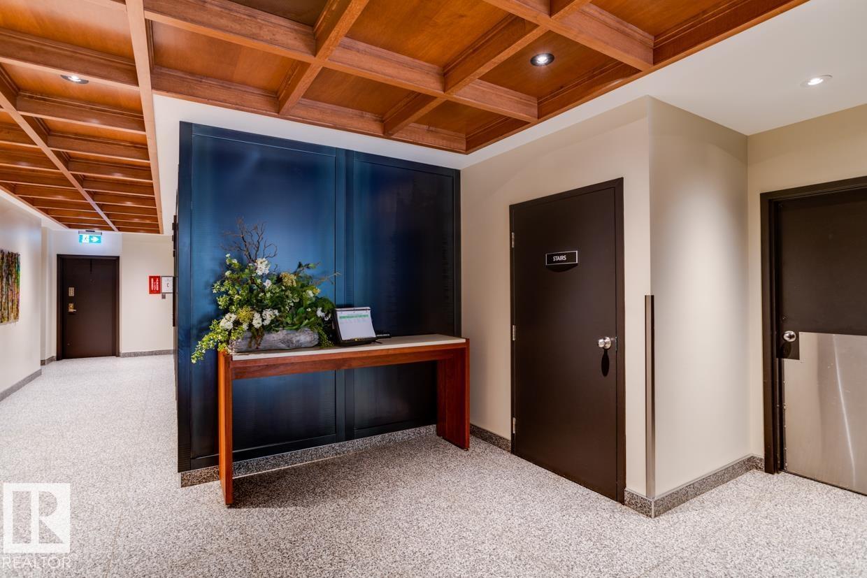 #903 9916 113 ST NW - 9