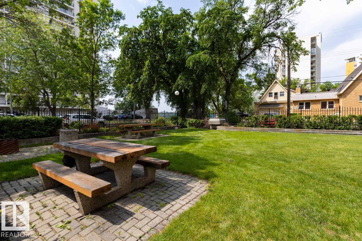 #903 9916 113 ST NW - 22