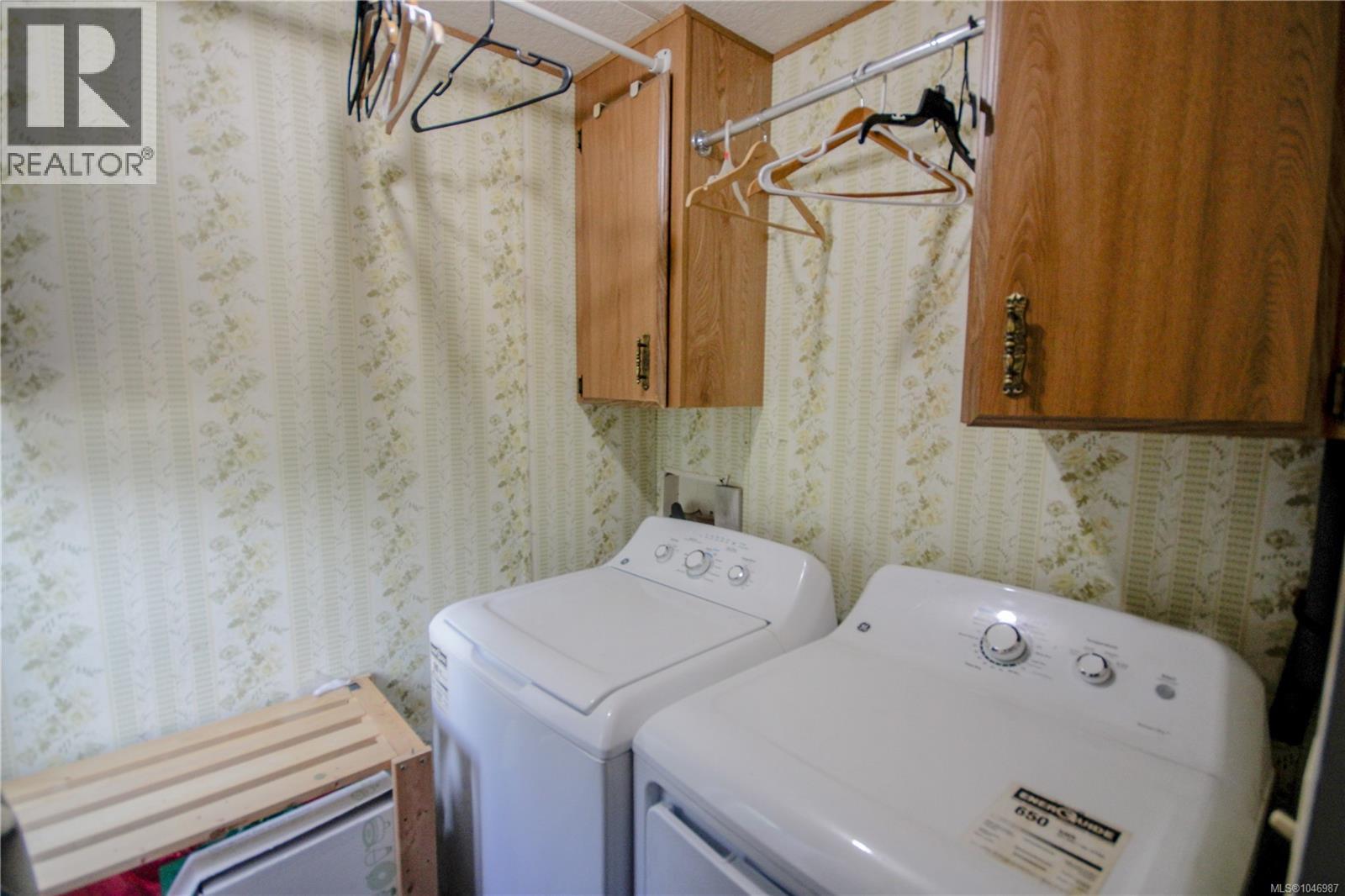 #71 971 Douglas Ave - 13