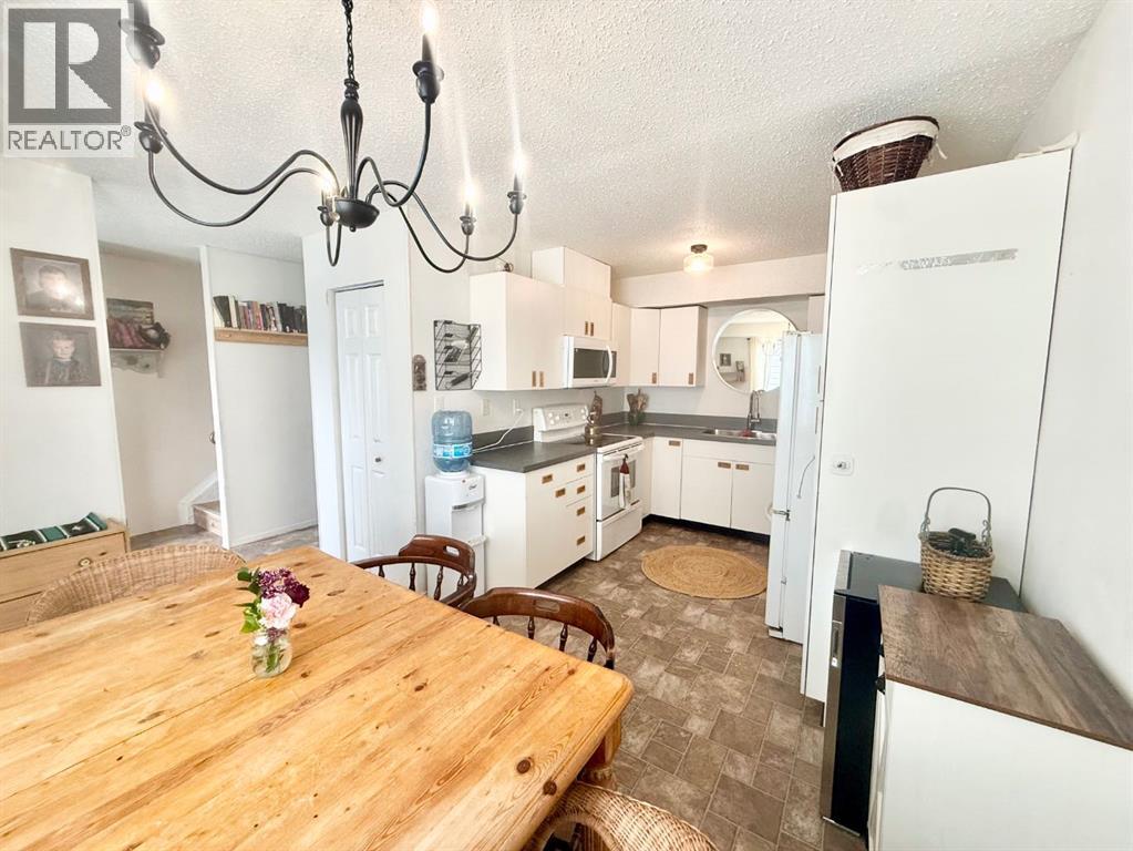 457 COLLINGE Road