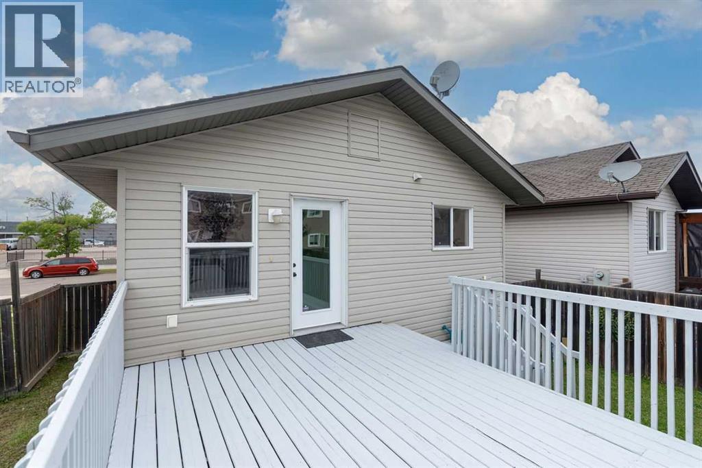 1807 49 Avenue - Image 28
