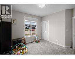 4pc Bathroom - 2304 62 Street, Camrose, AB T4V5J8 Photo 12