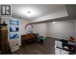 2pc Bathroom - 2304 62 Street, Camrose, AB T4V5J8 Photo 15