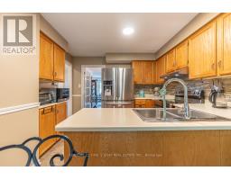 40 Stonehill Boulevard, East Gwillimbury, ON L9N1E3 Photo 12