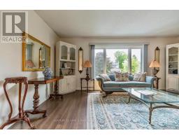 Dining room - 40 Stonehill Boulevard, East Gwillimbury, ON L9N1E3 Photo 6