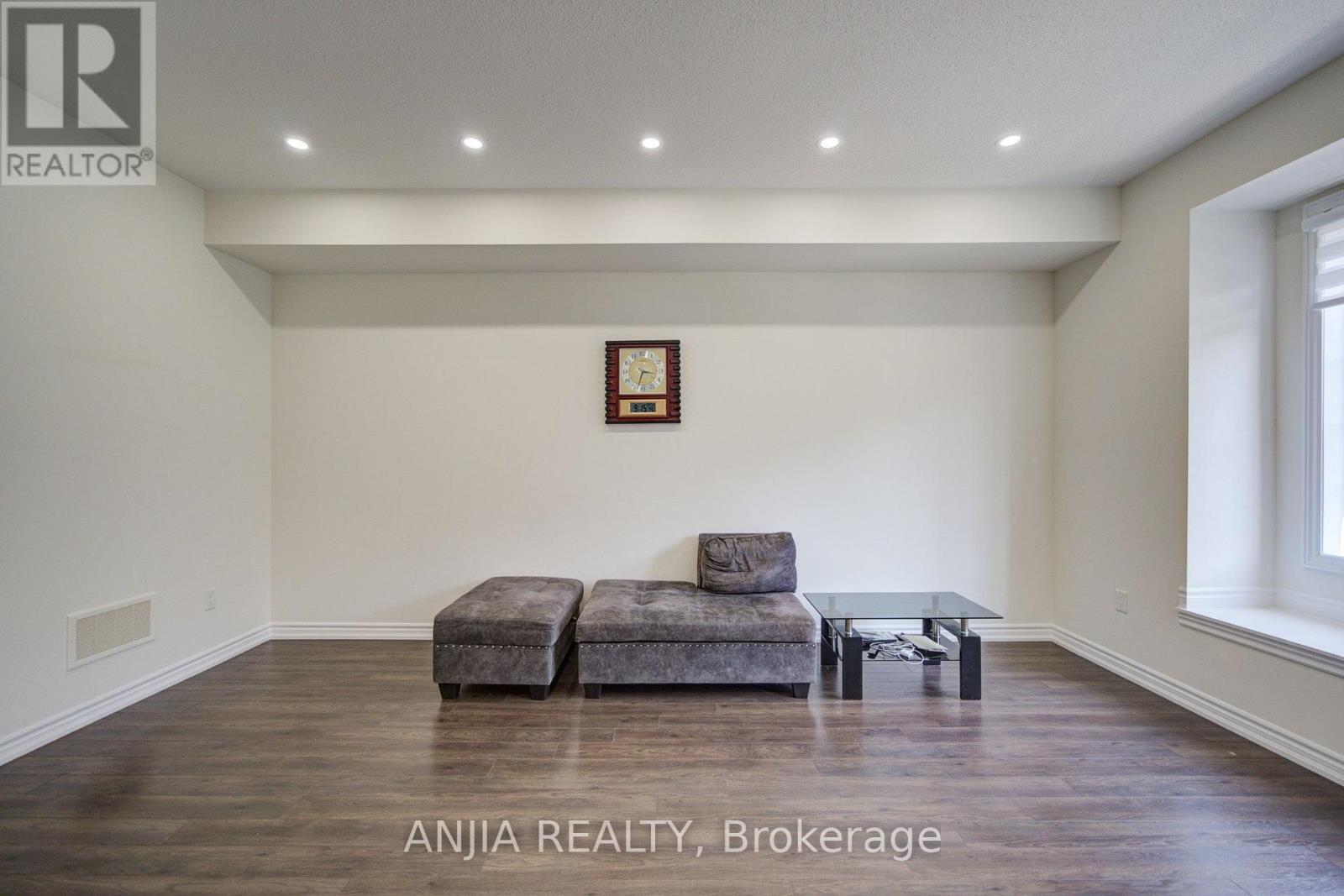 134 FREDERICK WILSON AVENUE - 9