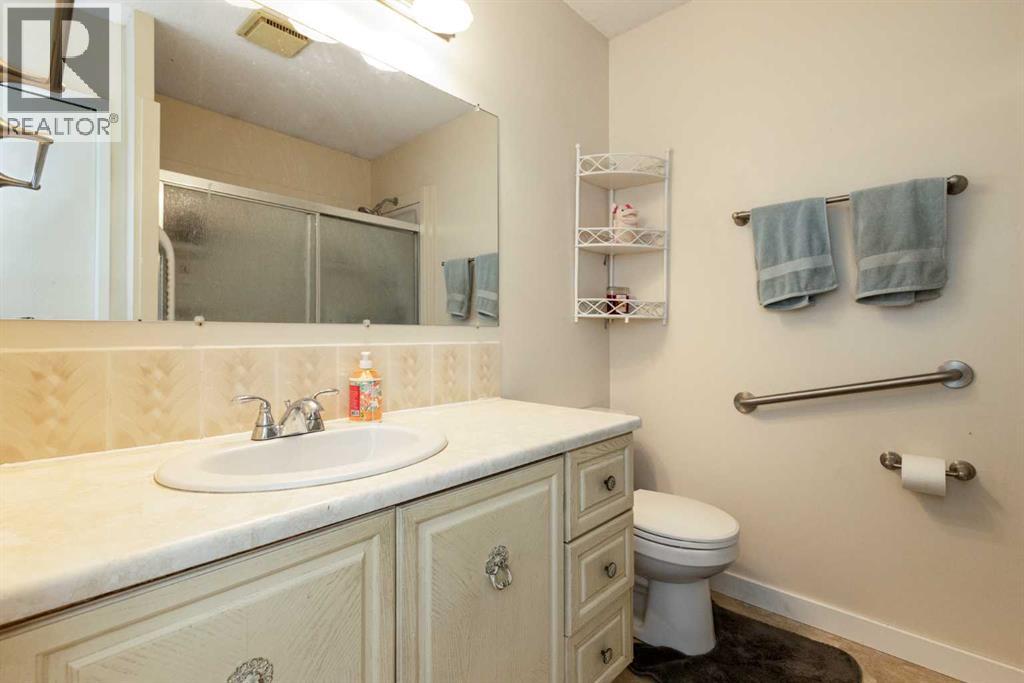 4003 53 Avenue - Photo 18