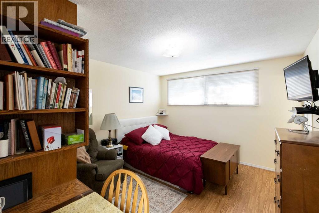 4003 53 Avenue - Photo 21