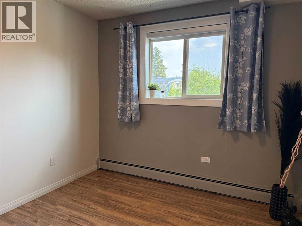 808 Royal Avenue Southwest - Photo 7